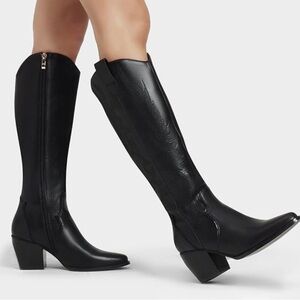 Black Women's Cowboy Boots NW